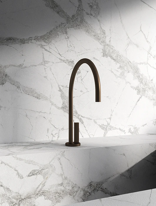 tableros categorias lithotec blanc invisible - Guía definitiva para elegir la mejor mesada de cocina: Comparando piedra sinterizada, mármol, granito y porcelanato